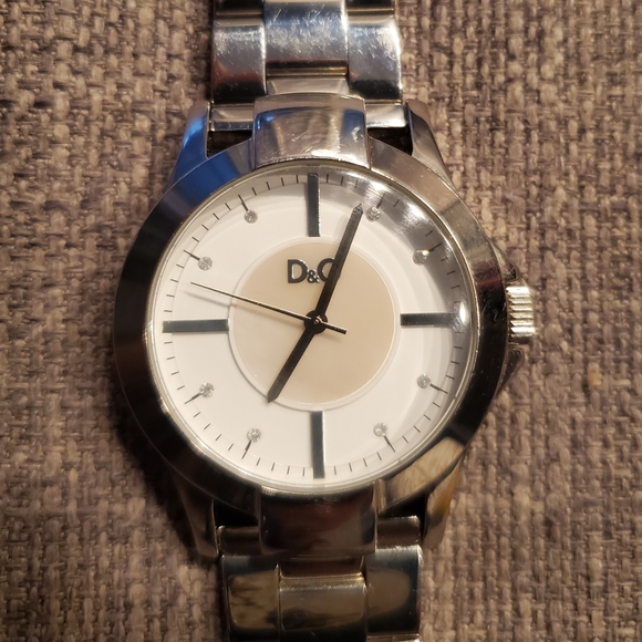 D&G Texas Mother Of Pearl Watch - Picture 2 of 5